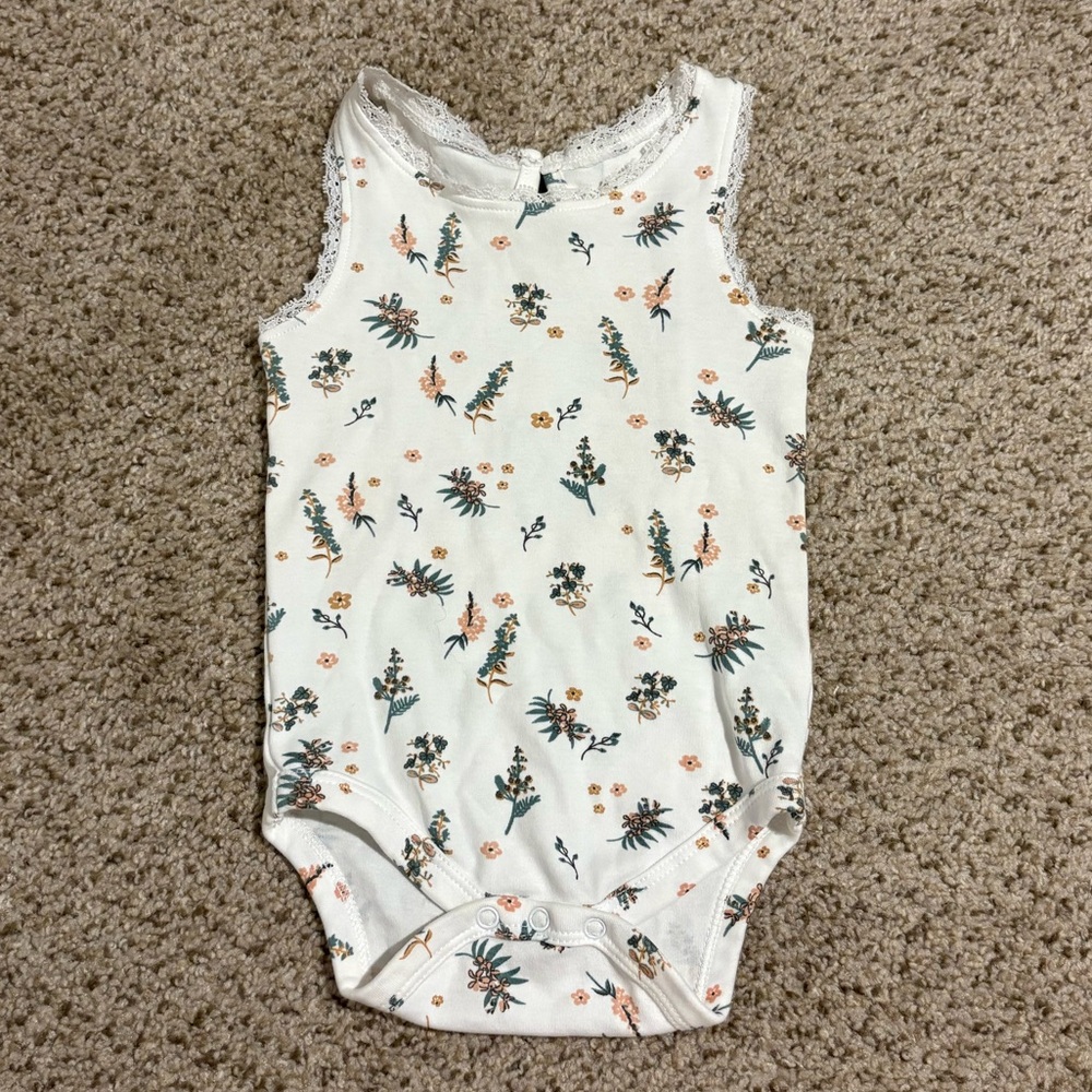 Colored Organics Bodysuit Tank 6-12 Months White Floral